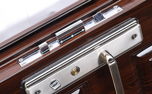 市南24小时上门开锁公司